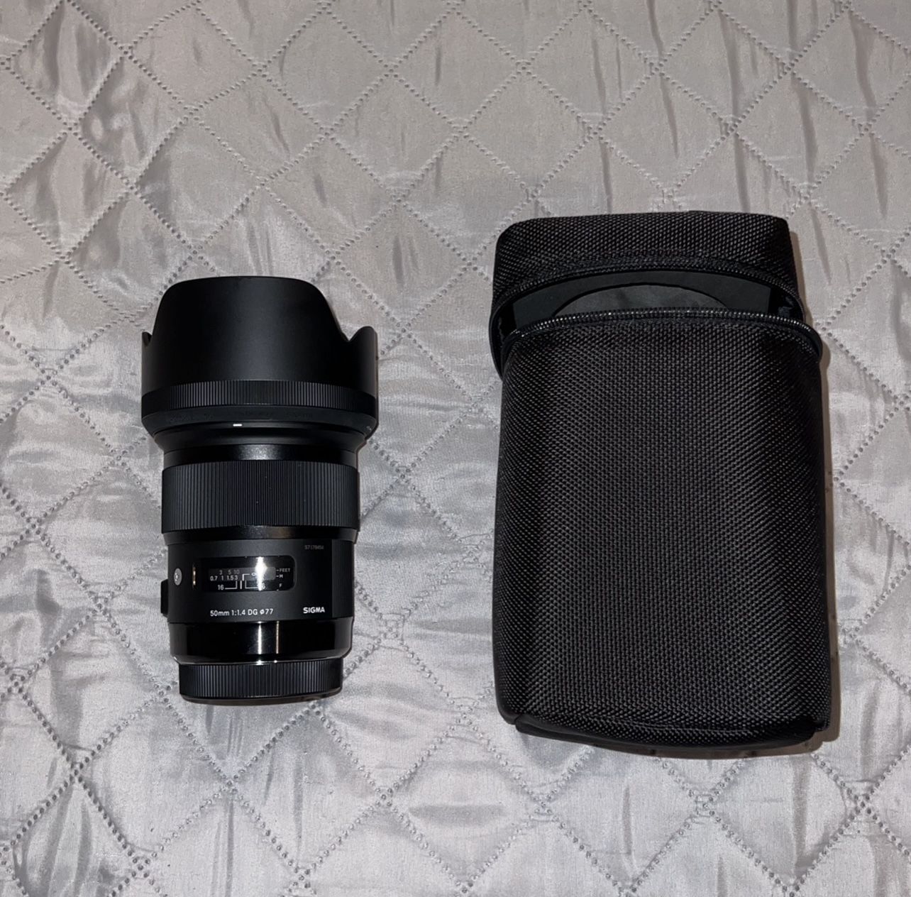 Canon EF Sigma F 1.4 50mm With Travel Case OBO