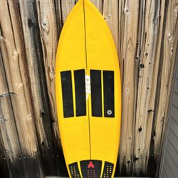 DHD Twin Fin SurfBoard