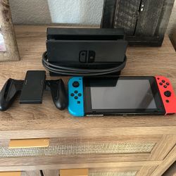 Nintendo Switch Gaming System