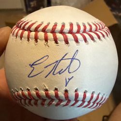 Kike Hernandez Autographed Ball