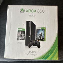 XBOX 360 E 250GB BLACK GAME CONSOLE IN BOX WITH Cords & CONTROLLER TESTED WORKS