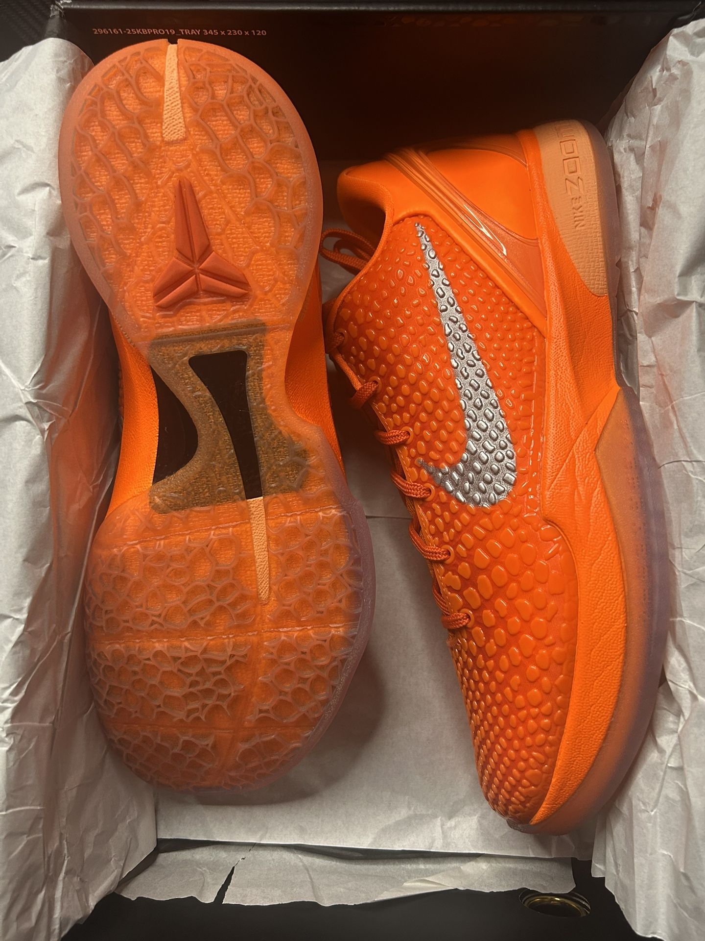 Nike Kobe 6 Total Orange Size 10.5 Used