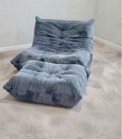 Like new Bean Bag $ Ottoman