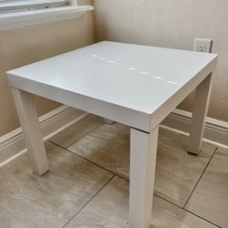 IKEA Side Table (Like New)