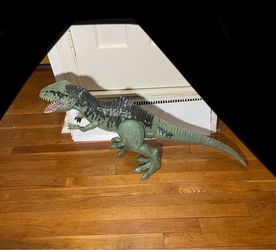 Jurassic World Dominion Super Colossal Giganotosaurus 39" Giant Dinosaur Figure Huge JP Gigantosaurus T-Rex Trex
