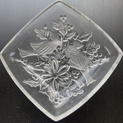Gorham 8" Square Crystal Bowl Holiday Tradition Frosted Cardinals Embossed Holly