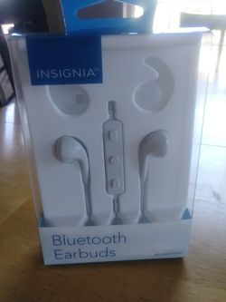 Insignia Bluetooth Earbuds