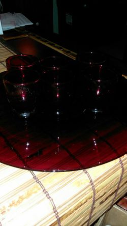 Ruby large plate with cups