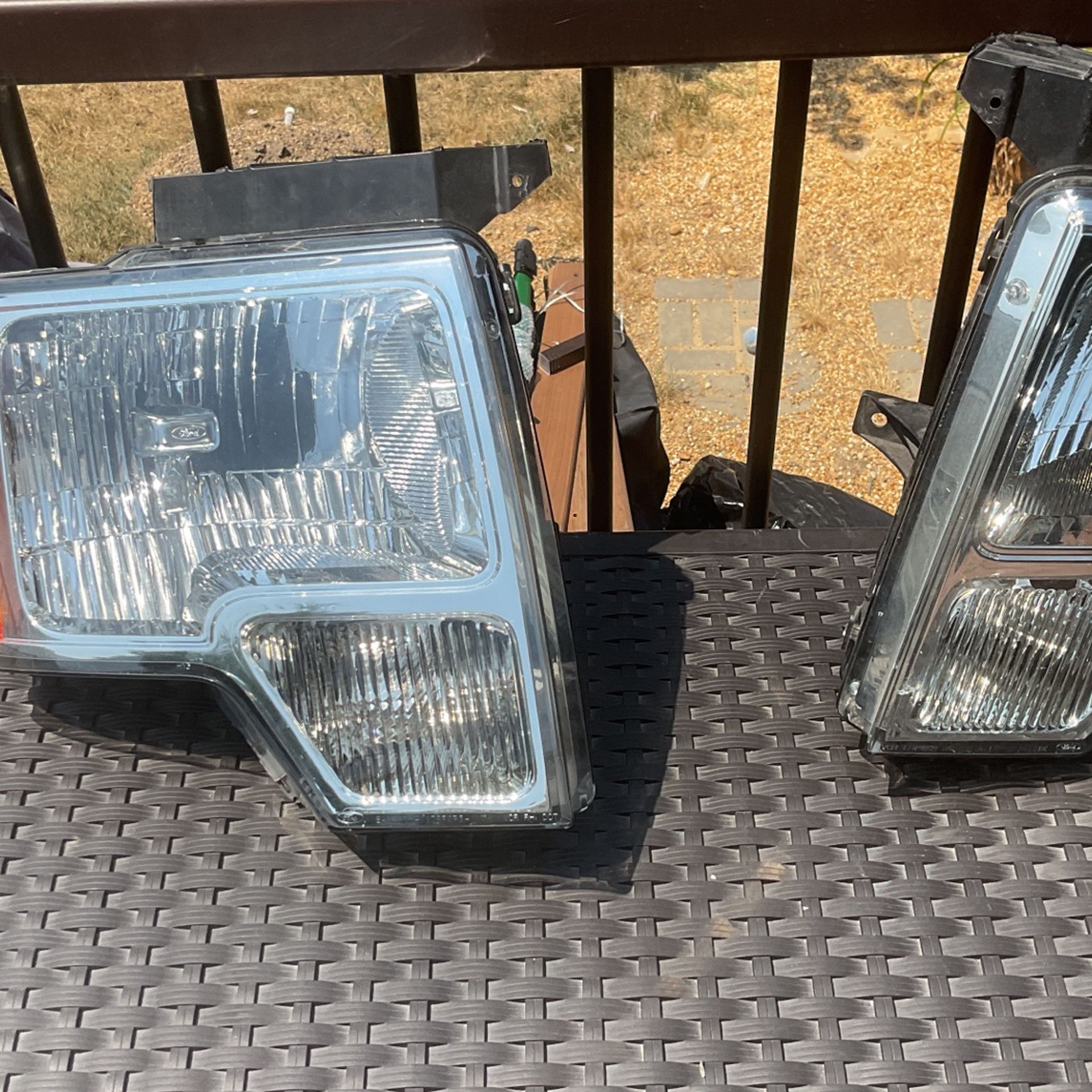 2012 Ford F-150 Front Headlights