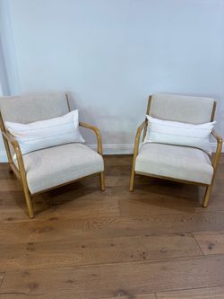 Pair of arm chairs