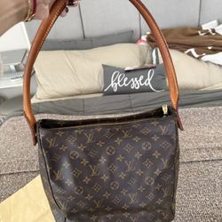 Authentic Louis Vuitton Monogram Shoulder Bag