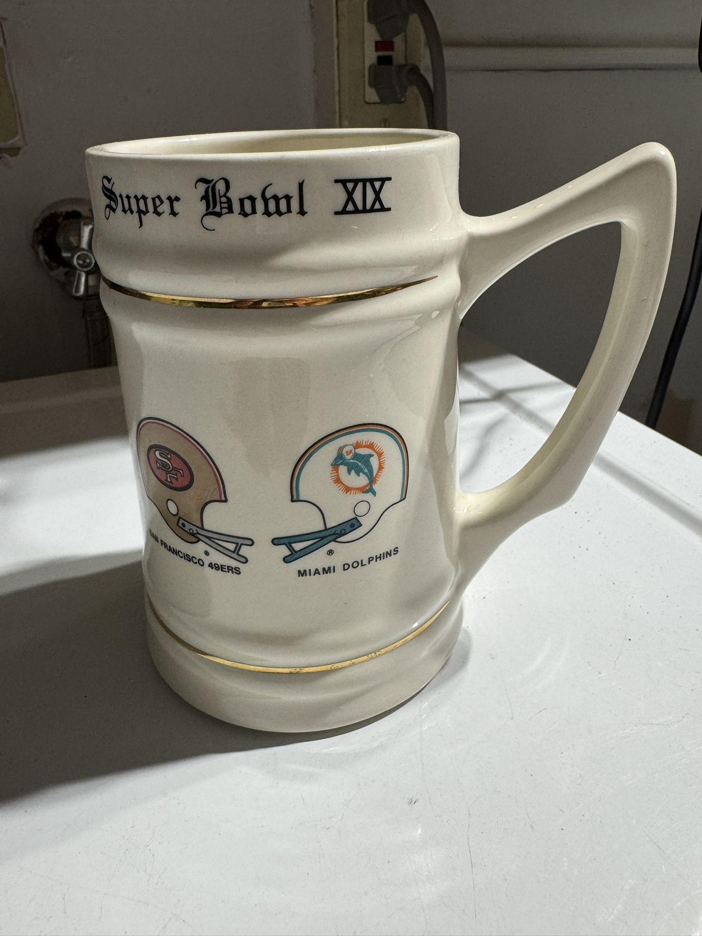 VINTAGE 1985 Miami Dolphins San Francisco 49ers Super Bowl XIX Ceramic Stein/Mug
