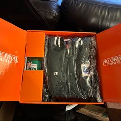 Stranger Things x Nike Jacket Capsule Sz L