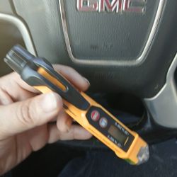 Klein  Tool Ncvt-4ir Voltage Tester