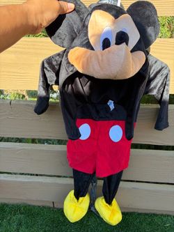 Mickey Mouse 🐭 costume kids size 2T for only 15 dollars