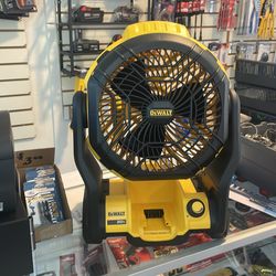 New Dewalt 20v fun 3 speed-tool only and pick up only