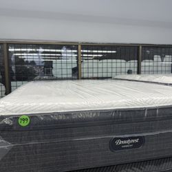 QUEEN SIZE SIMMONS BEAUTYREST HARMONY (MEDIUM) PILLOW TOP MATTRESS & BOX SPRING BED SET