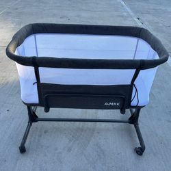 AMKE Bassinet