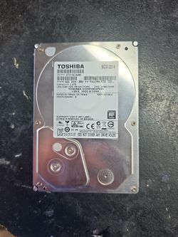 Toshiba 2TB 3.5" SATA Desktop Hard Drive – DT01ACA200