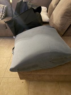 Bbl / tummy tuck recovery pillow