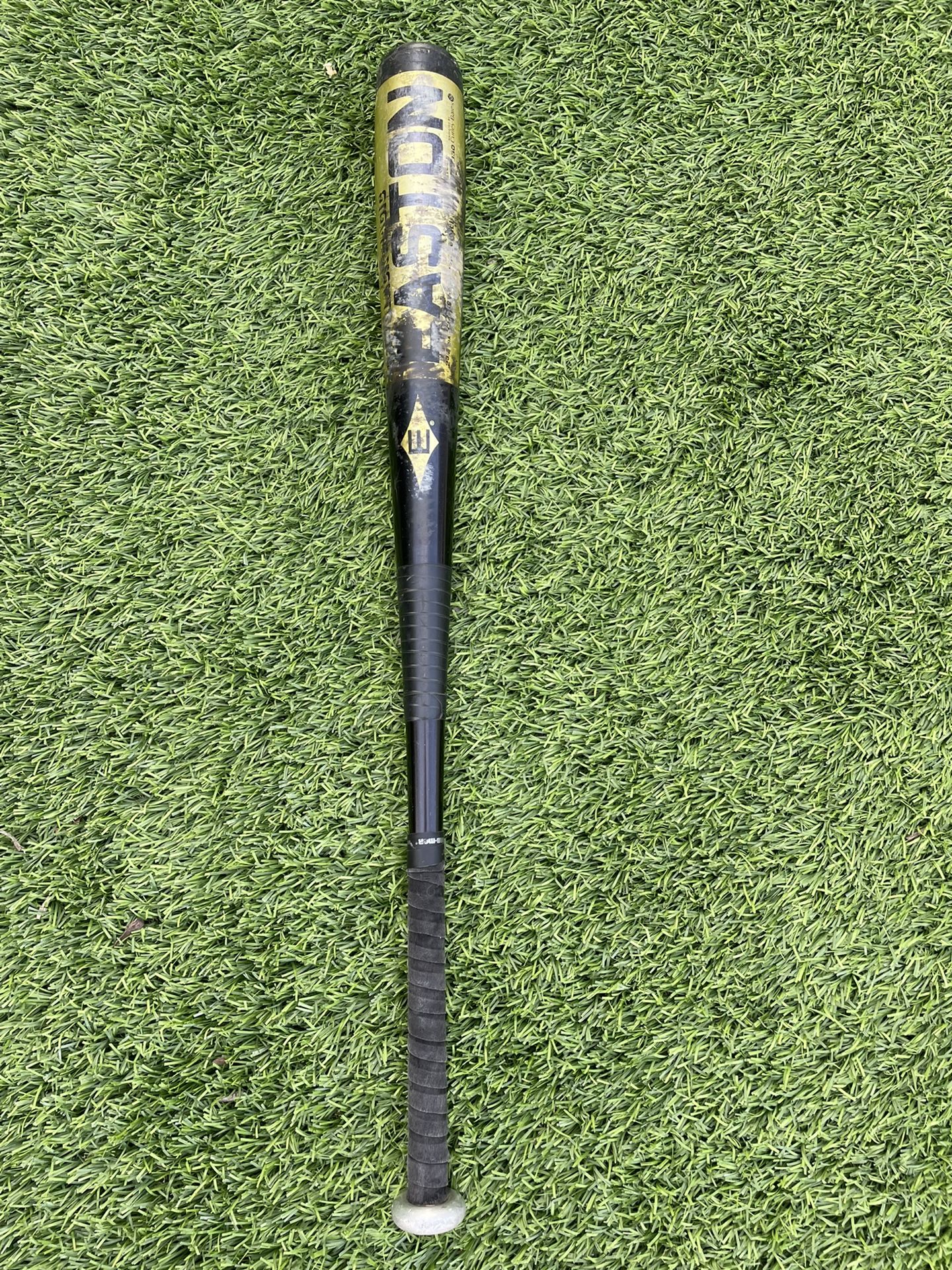 Easton Black Magic Bat