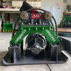 Plate compactor for Mini Excavator Caterpillar CAT-307/CAT-308 or similar machine 7-10 tons capacity.