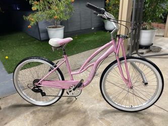 Schwinn Roxie 7-Speed Cruiser