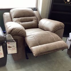 Stoneland Power Rocker Recliner