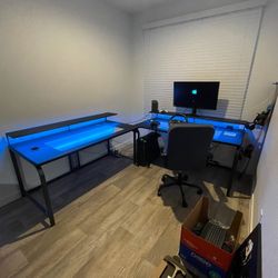 Desk (2)