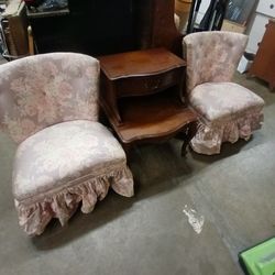 2 Matching Side chairs
