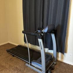 Treadmill 