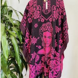 Frida Khalo Poncho 
