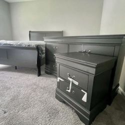 Get a Full or Queen Size Bed With Dresser & Mirror and Night Stand  — all for just $698!