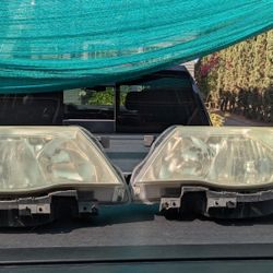 Subaru Forester Headlights Pair