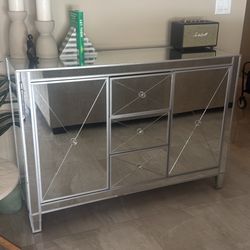 Mirrored Sideboard 