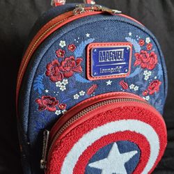 Captain AMERICA  Loungefly Mini Backpack
