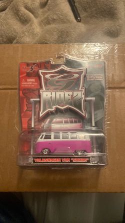 Maisto G-Ridez - Volkswagen Van "Samba" - Pink - Urban Diecast Collection