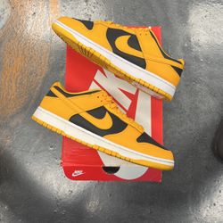 Dunk Low Goldenrod