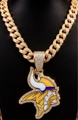 Minnesota Vikings chain and pendant