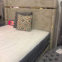 BEIGE & GOLD Velvet Bed ✅✅✅🌟🌟🌟