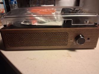 Bluetooth and record player