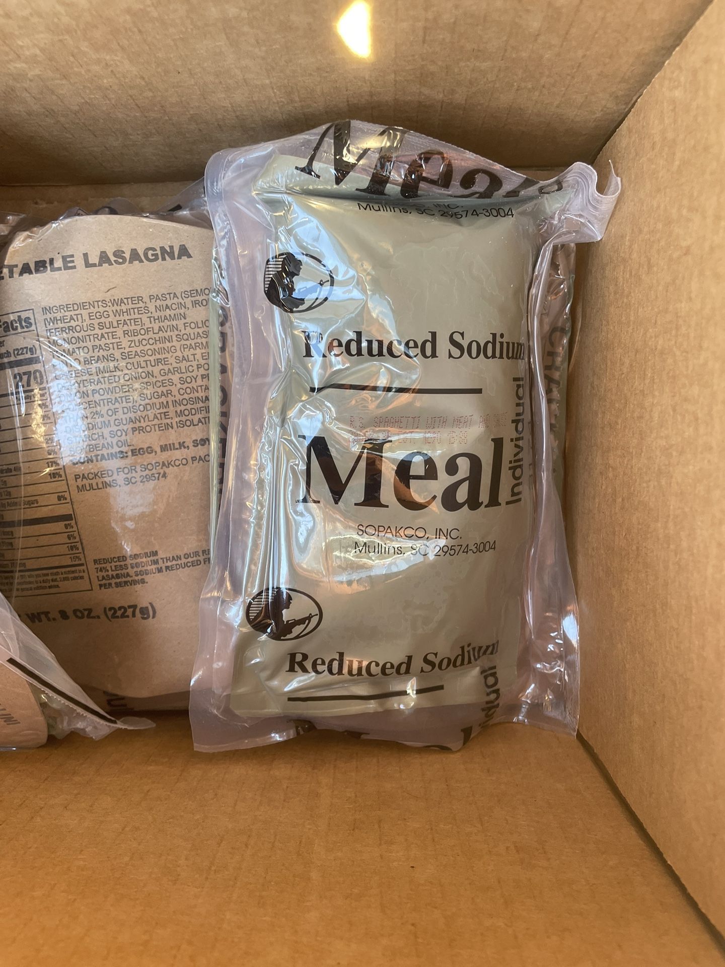 MREs ( 4 MEALS READY to EAT)