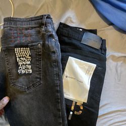 Size 32 purple jeans and ksubis