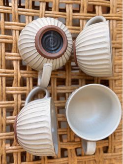 8 pieces New in Box Beautiful Neutral Coffee Cups & matching plates