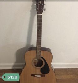 *YAMAHA* Acoustic Guitar