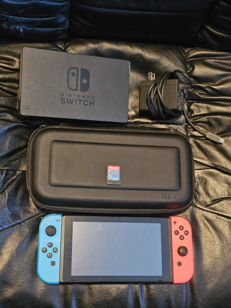 Nintendo Switch V2! HAC-001(-01) 1 Game! Charging Dock & Carrying Case! Mario Rabbids Kingdom Battle