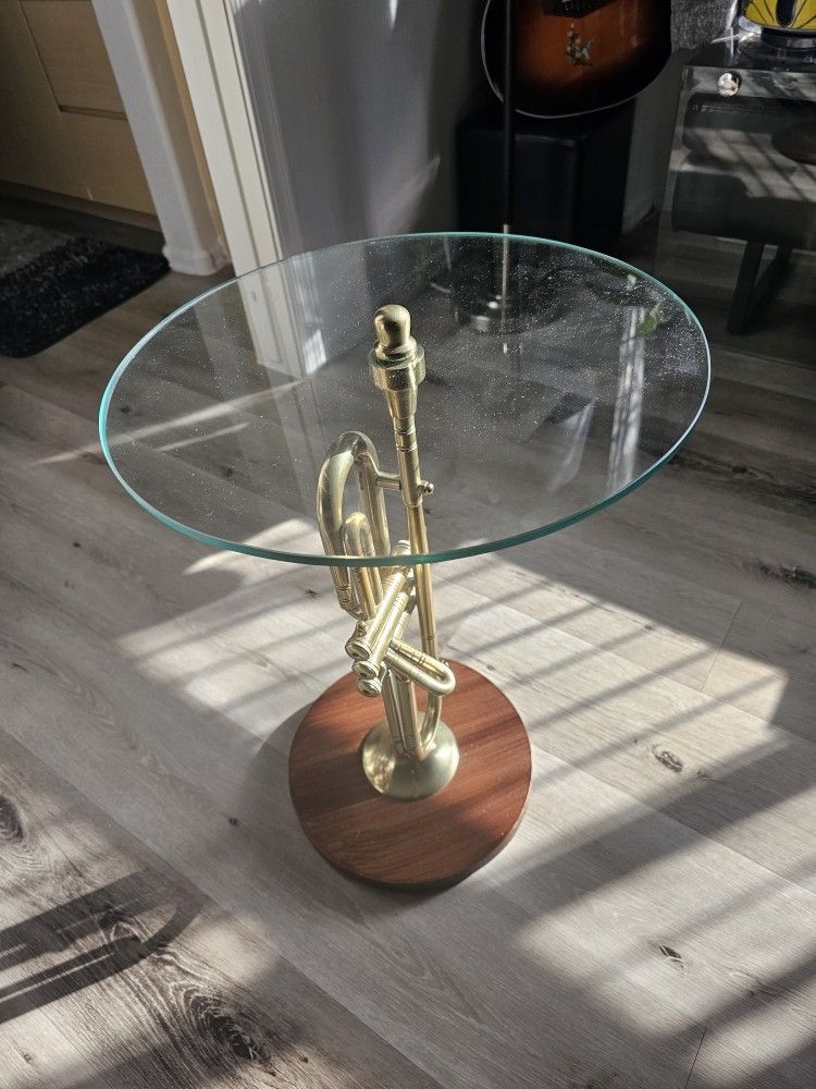 Trumpet Table