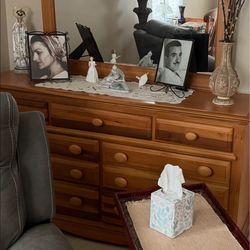 Best offer Wooden bedroom set- best offer