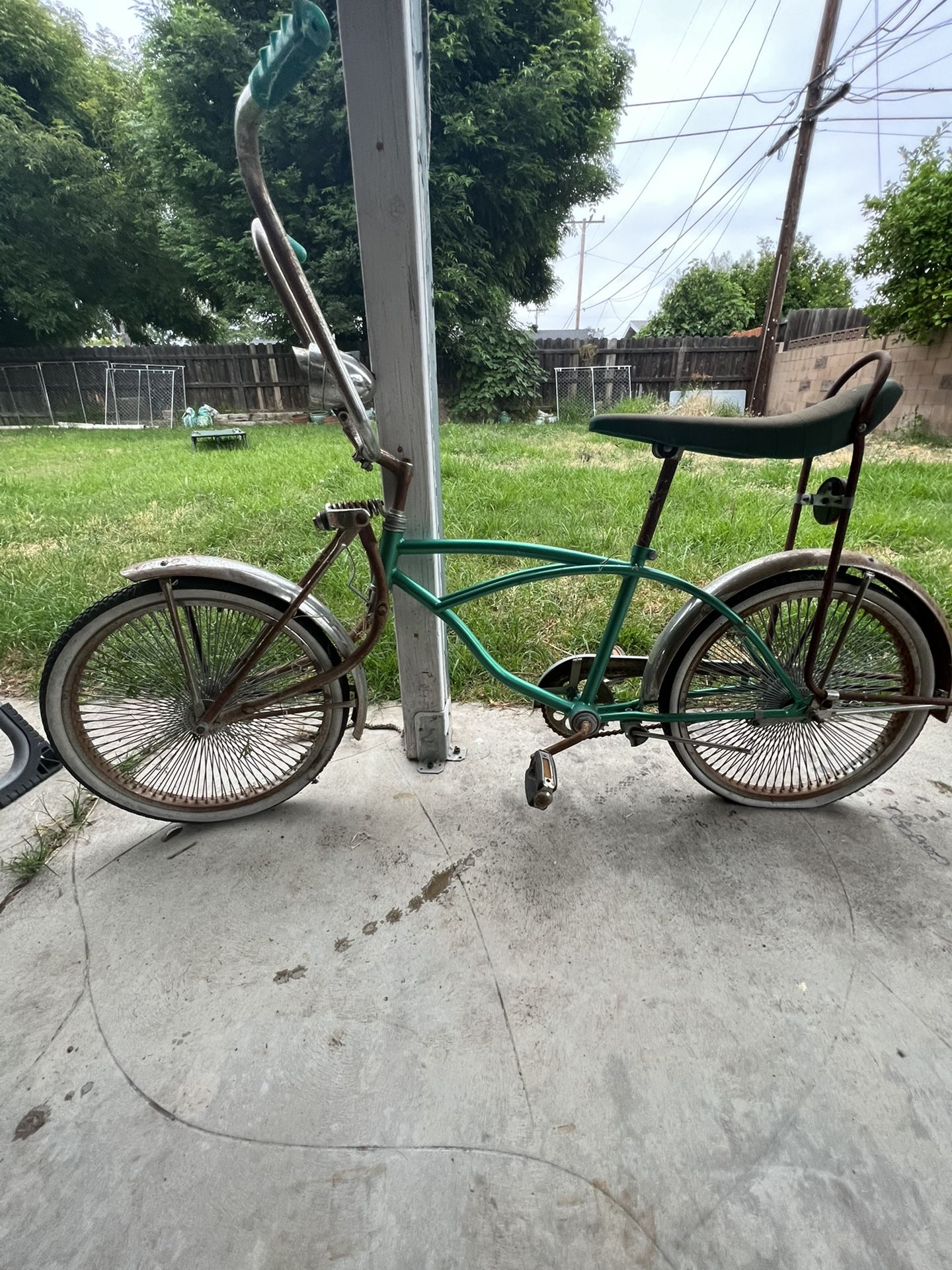 Low rider Bike Green Candy Paint Banana Seat