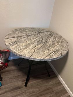 Brand new table
